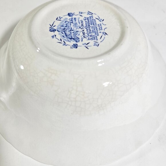 VTG Yorktown 8" Vegetable Bowl Stafforshire Salem English China Blue White - Picture 6 of 8
